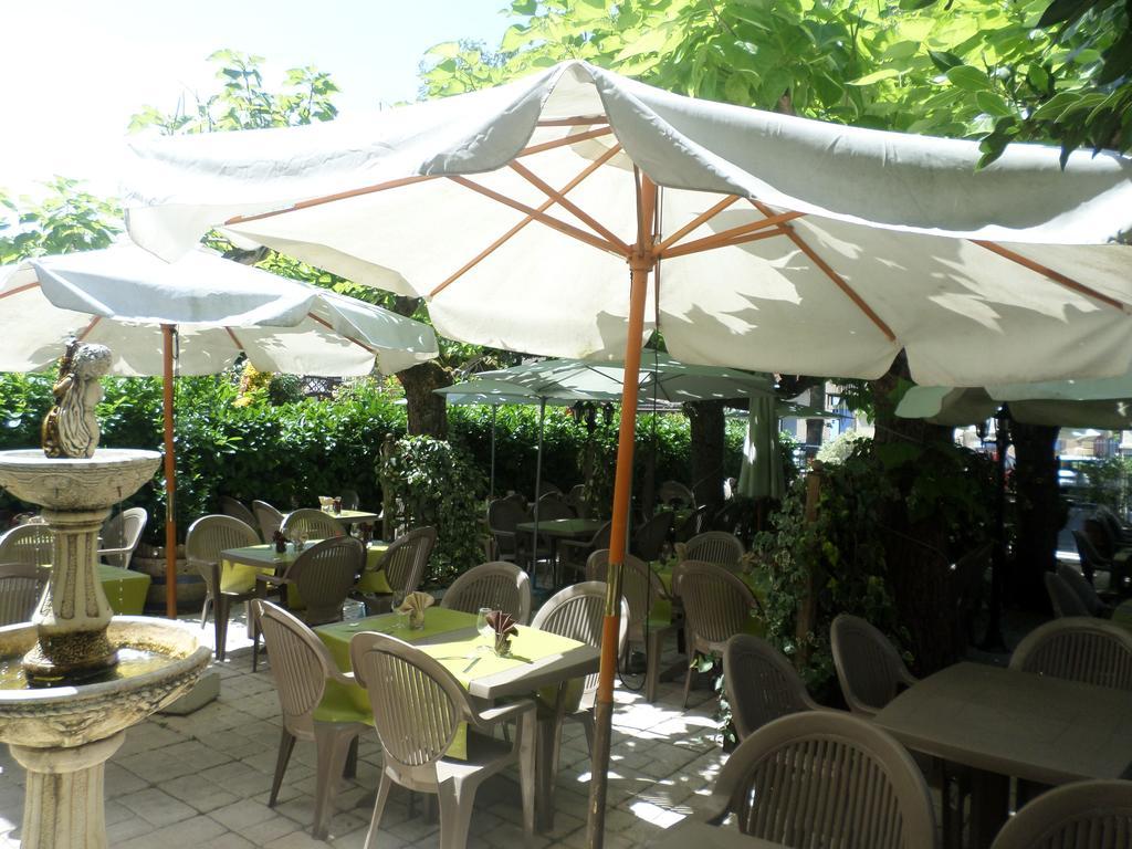 赖斯提勒尔斯公寓酒店 Saint-Macaire 客房 照片