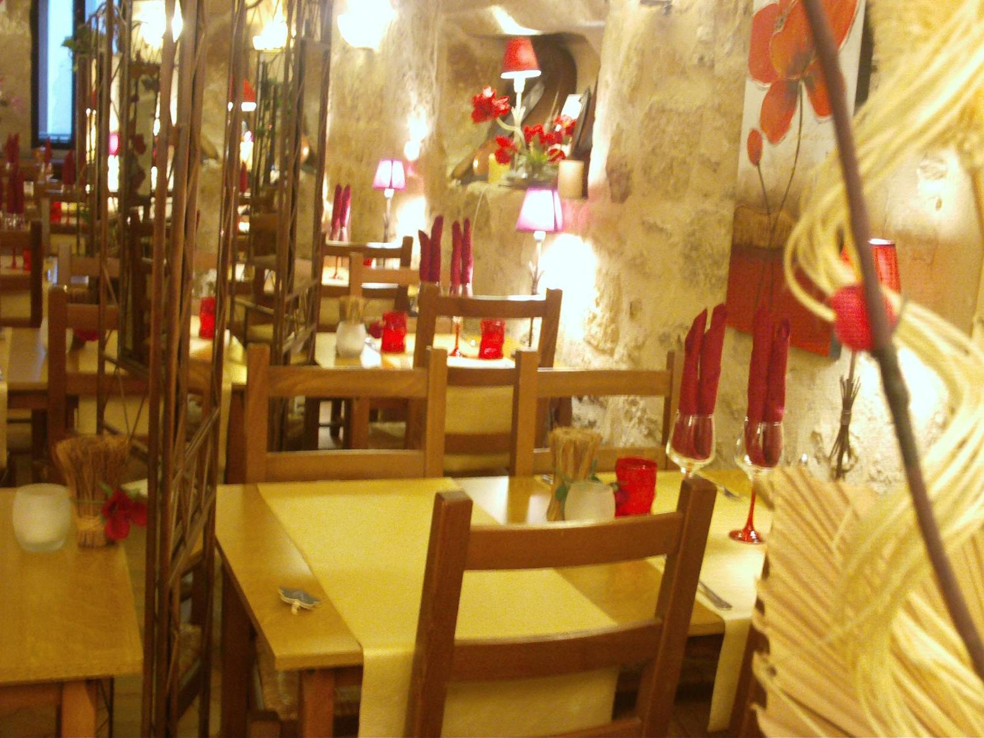 赖斯提勒尔斯公寓酒店 Saint-Macaire 外观 照片
