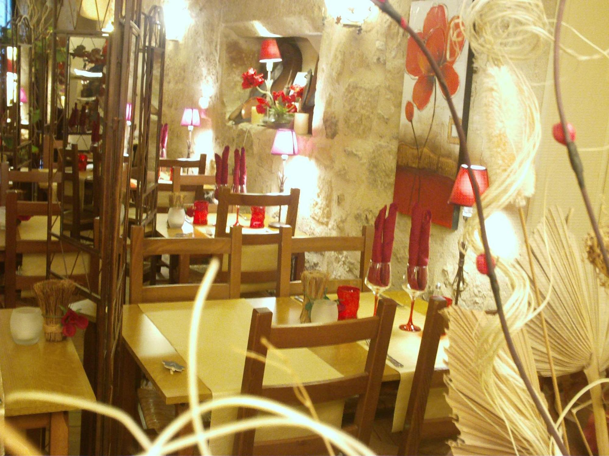 赖斯提勒尔斯公寓酒店 Saint-Macaire 外观 照片