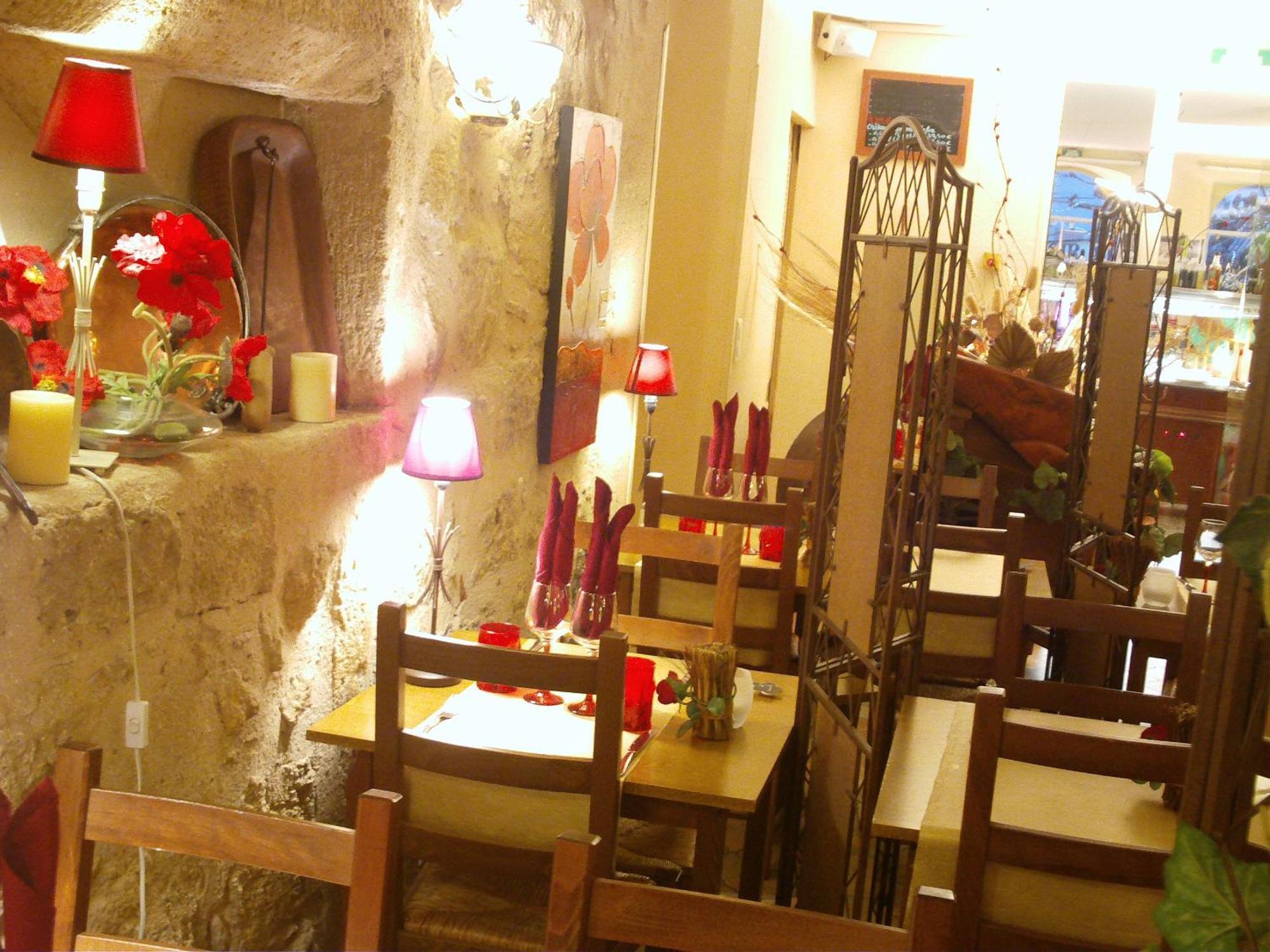 赖斯提勒尔斯公寓酒店 Saint-Macaire 外观 照片