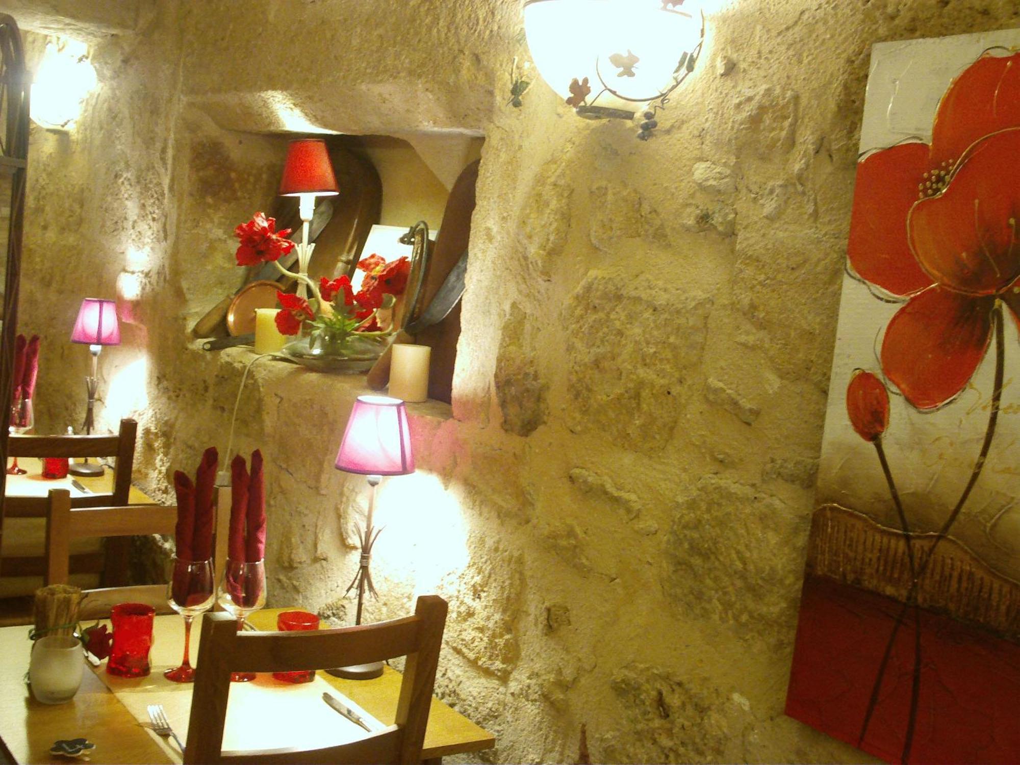 赖斯提勒尔斯公寓酒店 Saint-Macaire 外观 照片