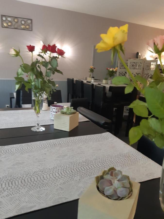 赖斯提勒尔斯公寓酒店 Saint-Macaire 外观 照片